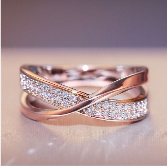 New Women’s Rose Gold Plated Dazzling Cross Diamond Ring - Picture 2 of 2